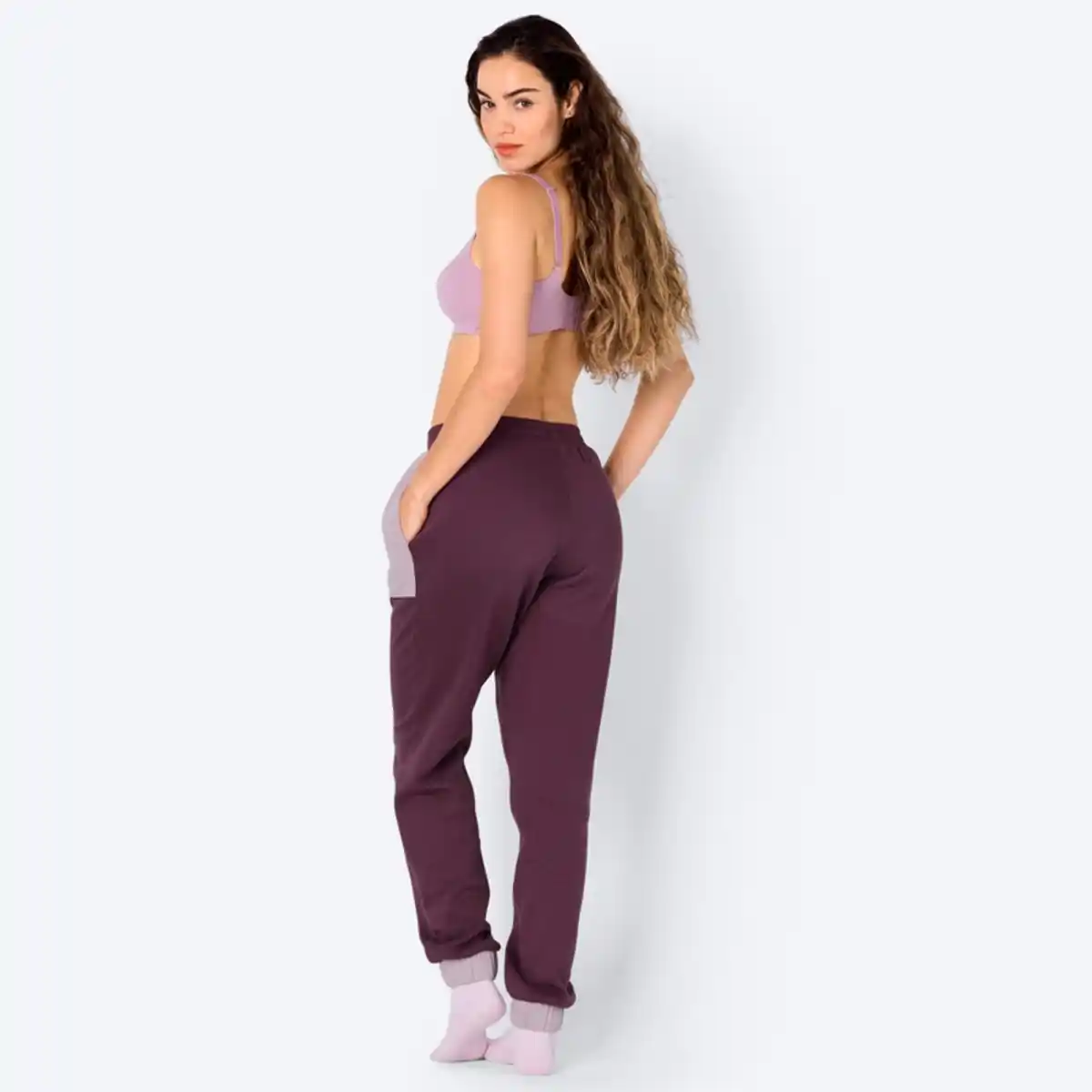 Bild 4 von Damen-Sweathose mit Kontrasteinsätzen