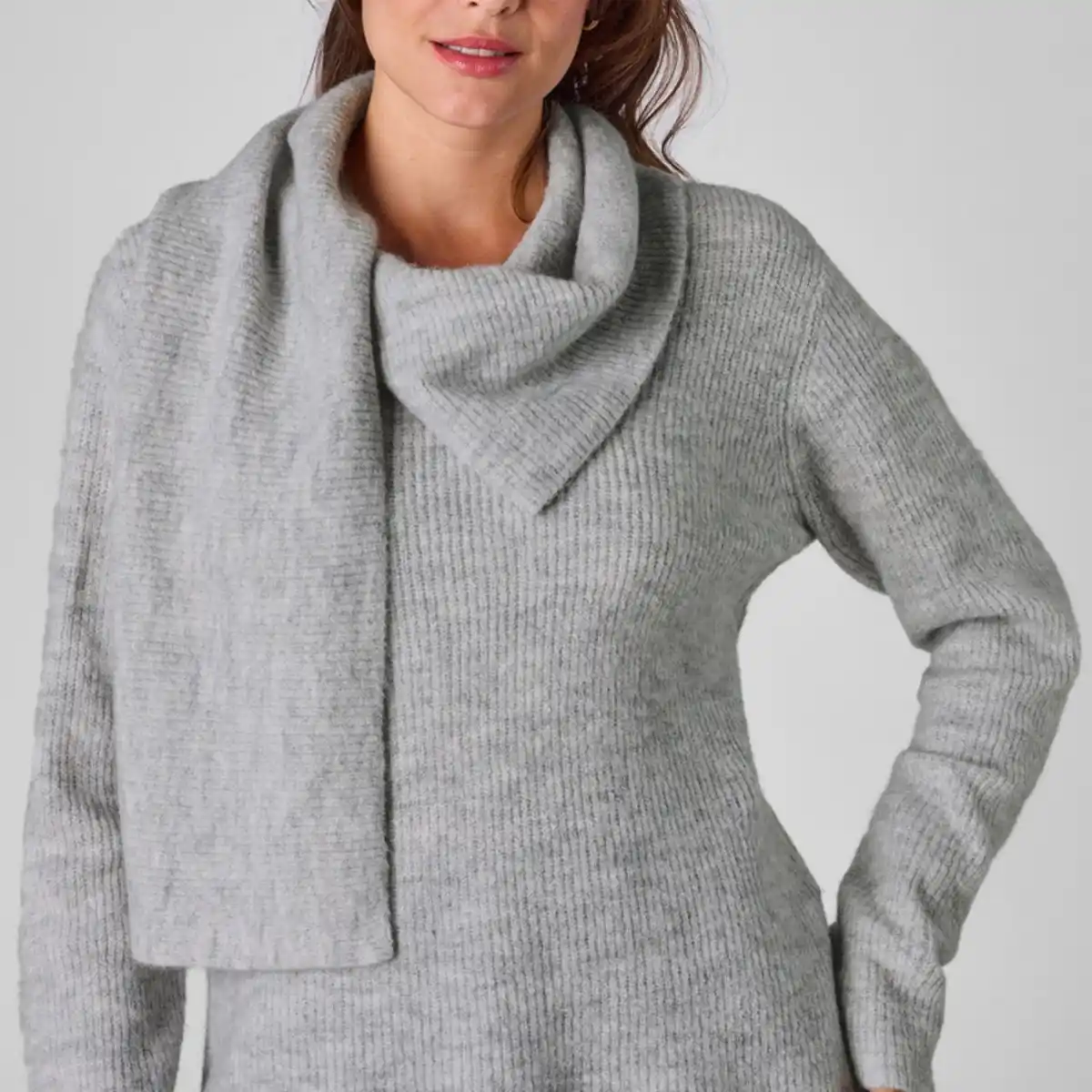 Bild 4 von Damen-Pullover mit integriertem Schal