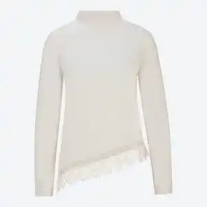 Damen-Shirt mit asymmetrischem Schnitt