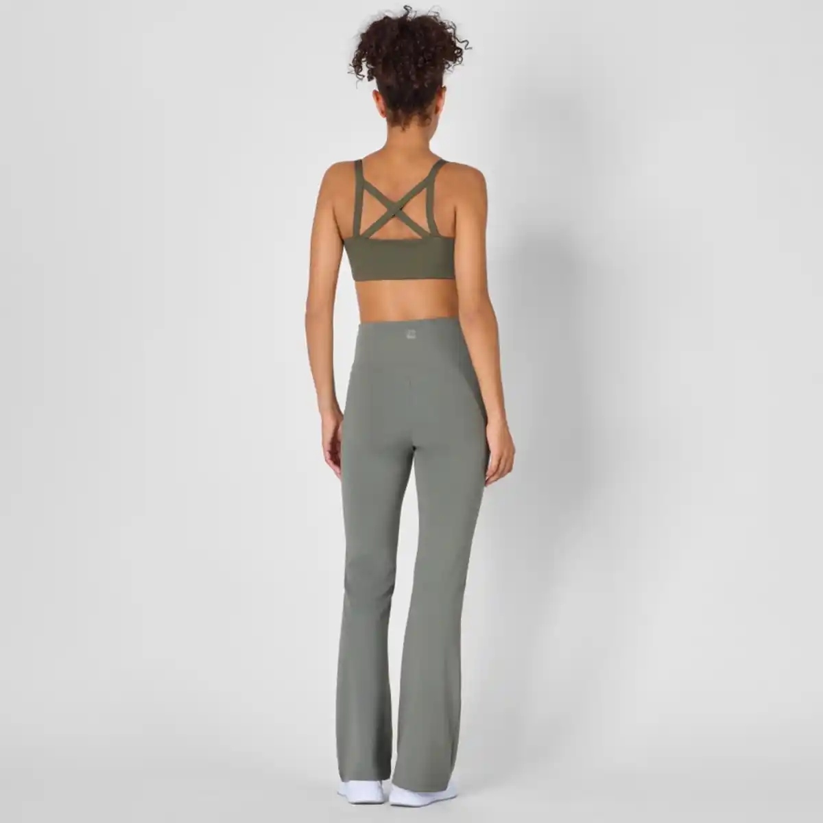 Bild 4 von Damen-Sportleggings mit ausgestelltem Bein