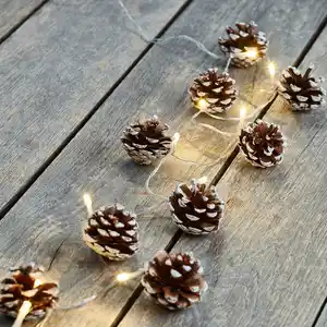 LED-Lichterkette Tannenzapfen mit Timerfunktion, ca. 140 cm