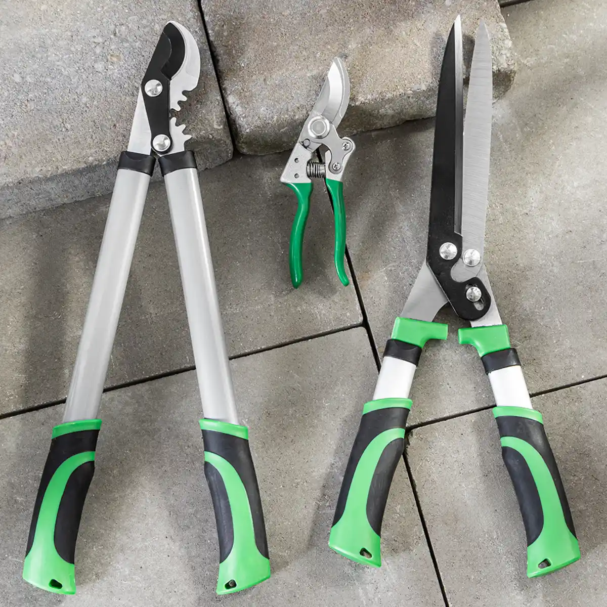 Bild 3 von POWERTEC GARDEN Heckenschere "Azione"