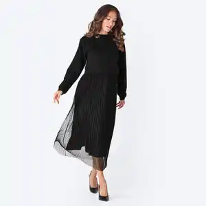 Damen-Kleid mit plissiertem Rock