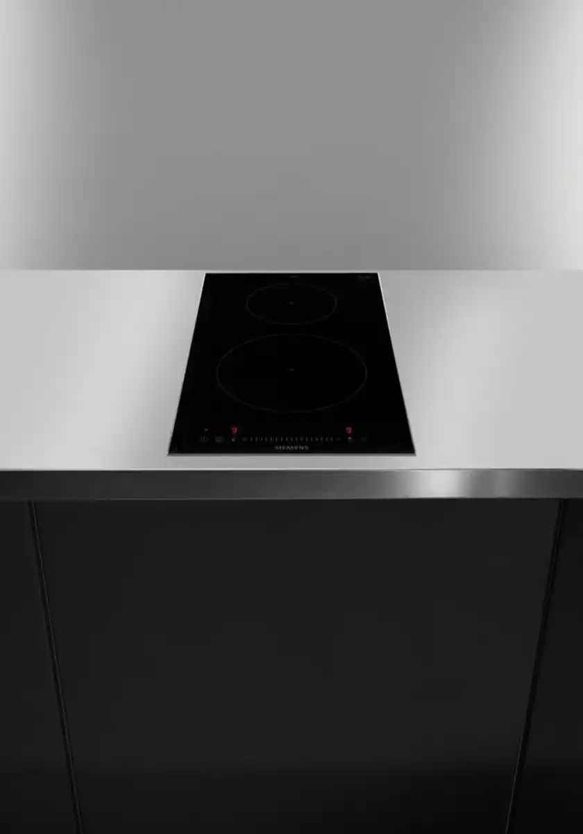 Bild 1 von SIEMENS Induktions-Kochfeld iQ100 EH375FBB1E, Schneller powerBoost & intuitive touchSlider-Bedienung