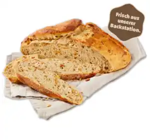 BÄCKERKRÖNUNG Kartoffel-Zwiebel-Brot*