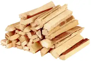 Anfeuerholz Inhalt: 5 dm³ festes Holz entspricht 9