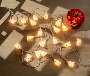IDEENWELT LED-Halloween-Lichterkette Geist