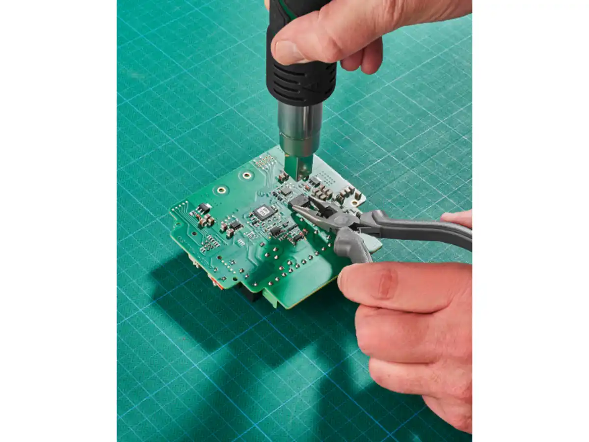 Bild 1 von PARKSIDE® Heißluft- und Lötstation »PHLLS 745 B1«