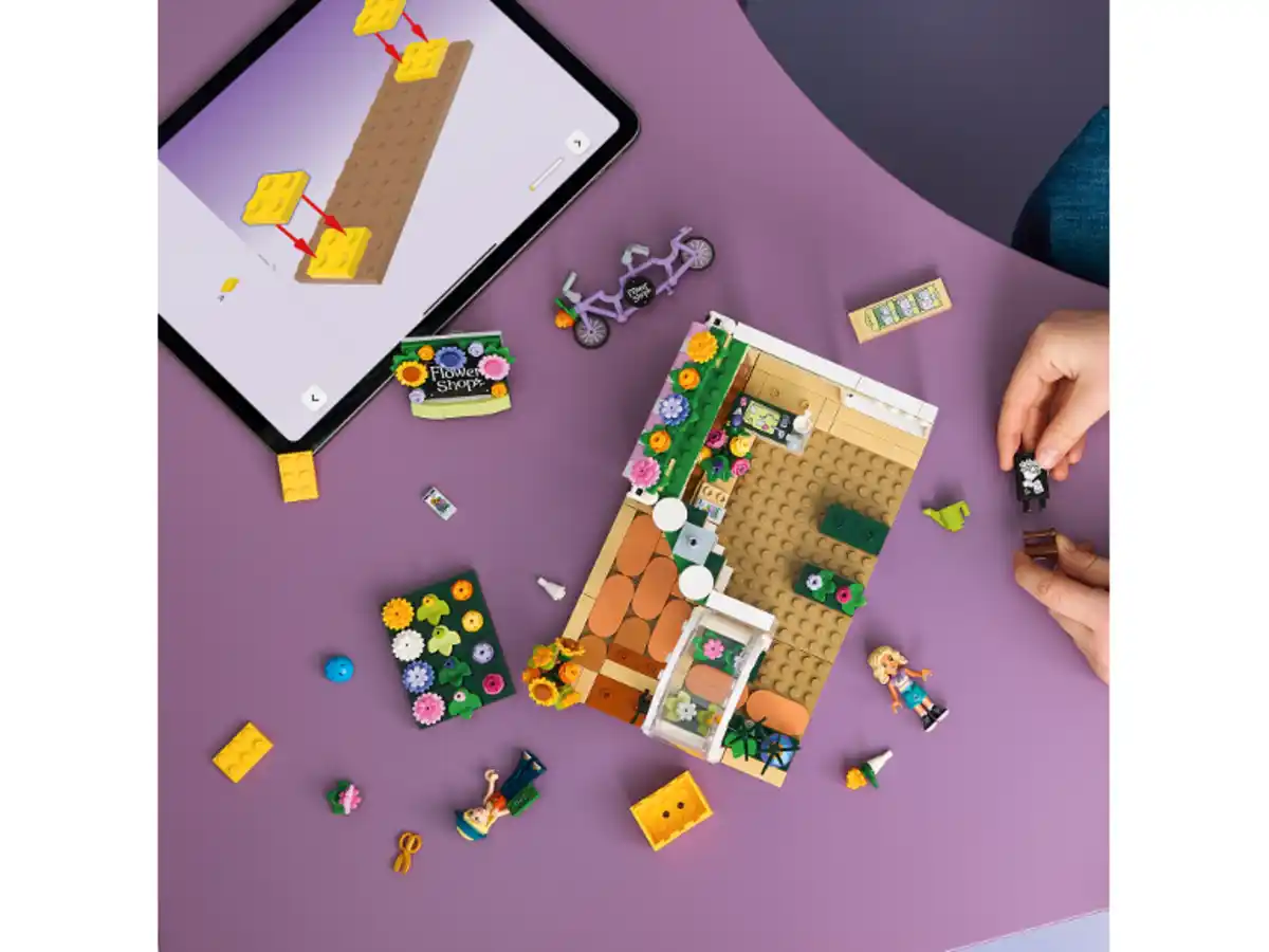 Bild 1 von LEGO® FRIENDS 42693 »Kreativer Blumenladen«