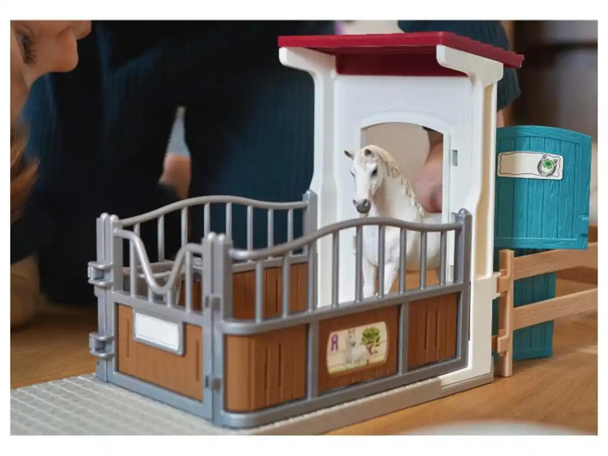 Bild 1 von SCHLEICH HORSE CLUB Pferdebox Tori Princess