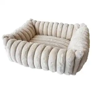 Nobby Hundebett Stripe 75 x 55 cm creme