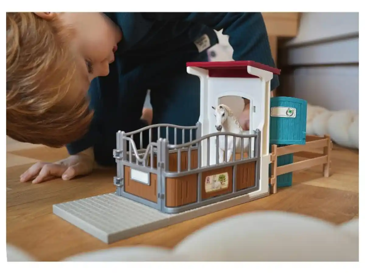 Bild 2 von SCHLEICH HORSE CLUB Pferdebox Tori Princess