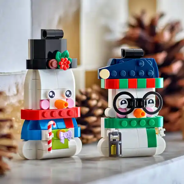 Bild 2 von LEGO »Deko-Schneemänner« Bauset 40812, 168-teilig