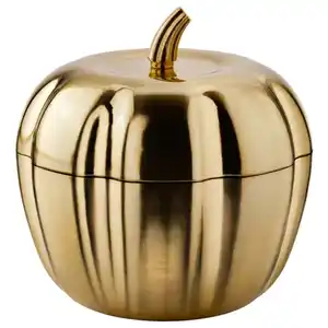 HÖSTAGILLE Duftkerze in Dose, 2 Dochte, kürbisförmig/Würziger Kürbis goldfarben, 20 Std.