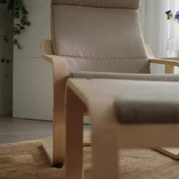 Bild 2 von POÄNG Sessel und Hocker, Birkenfurnier/Kelinge graublau