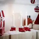 Bild 2 von VINTERFINT Kerzenständer, Nikolausstiefel rot/weiß, 7 cm