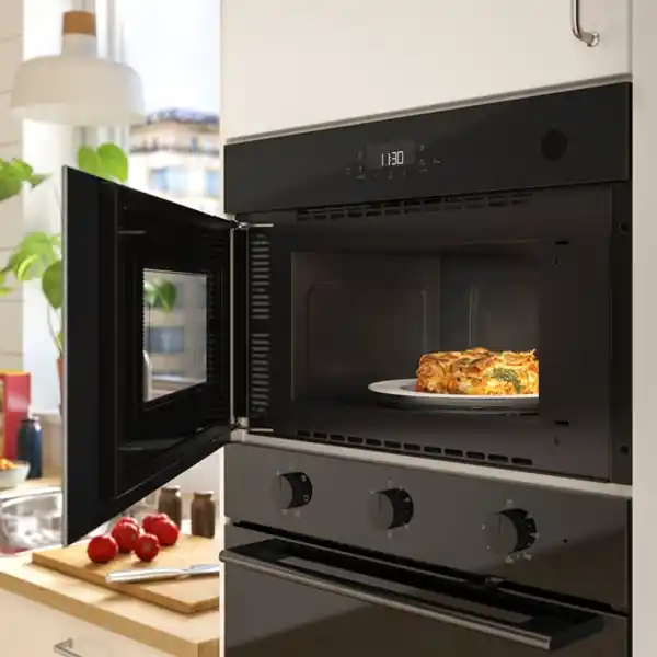 Bild 3 von SPJUTBO Einbaumikrowelle, IKEA 300 schwarz