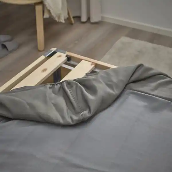 Bild 3 von LYNGÖR Boxbett, Vesteröy fest/hellblau dunkelgrau, 90x200 cm