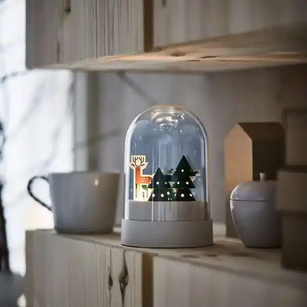 Bild 3 von STRÅLA Tischleuchte, Schneenacht/batteriebetrieben Glocke